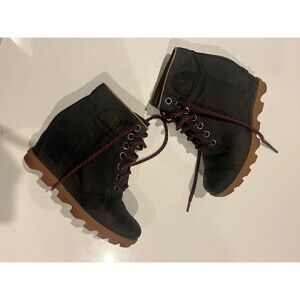 Women’s Sorel Wedge Boots Size 8.5